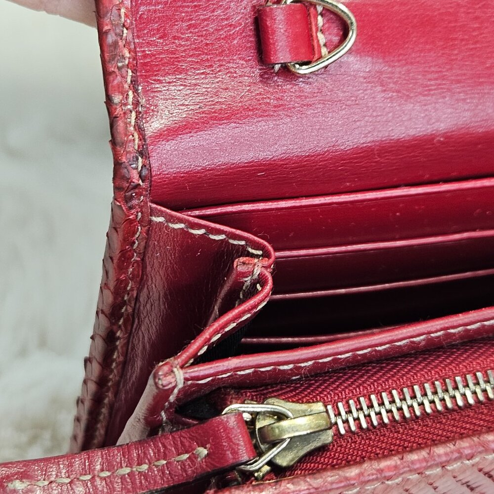 Gucci Red Python eather WOC - Picture 11 of 16